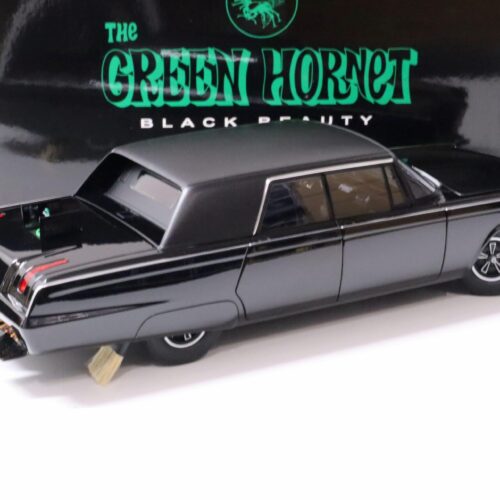 1:18 AUTOart Chrysler Imperial 1965 Black Beauty - The Green Hornet 71546