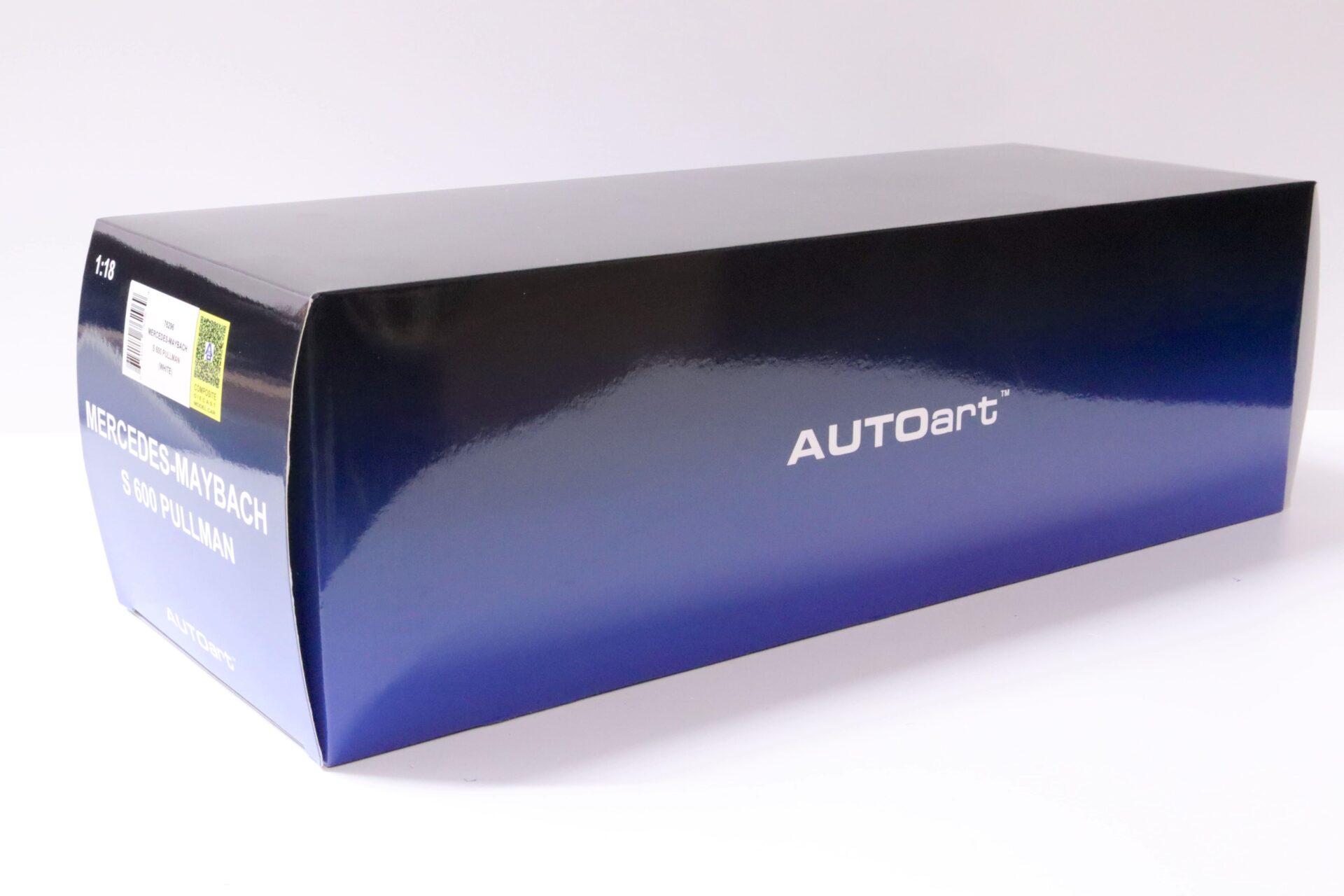 1:18 AUTOart Mercedes - Maybach S600 S-Klasse Pullman Limousine white