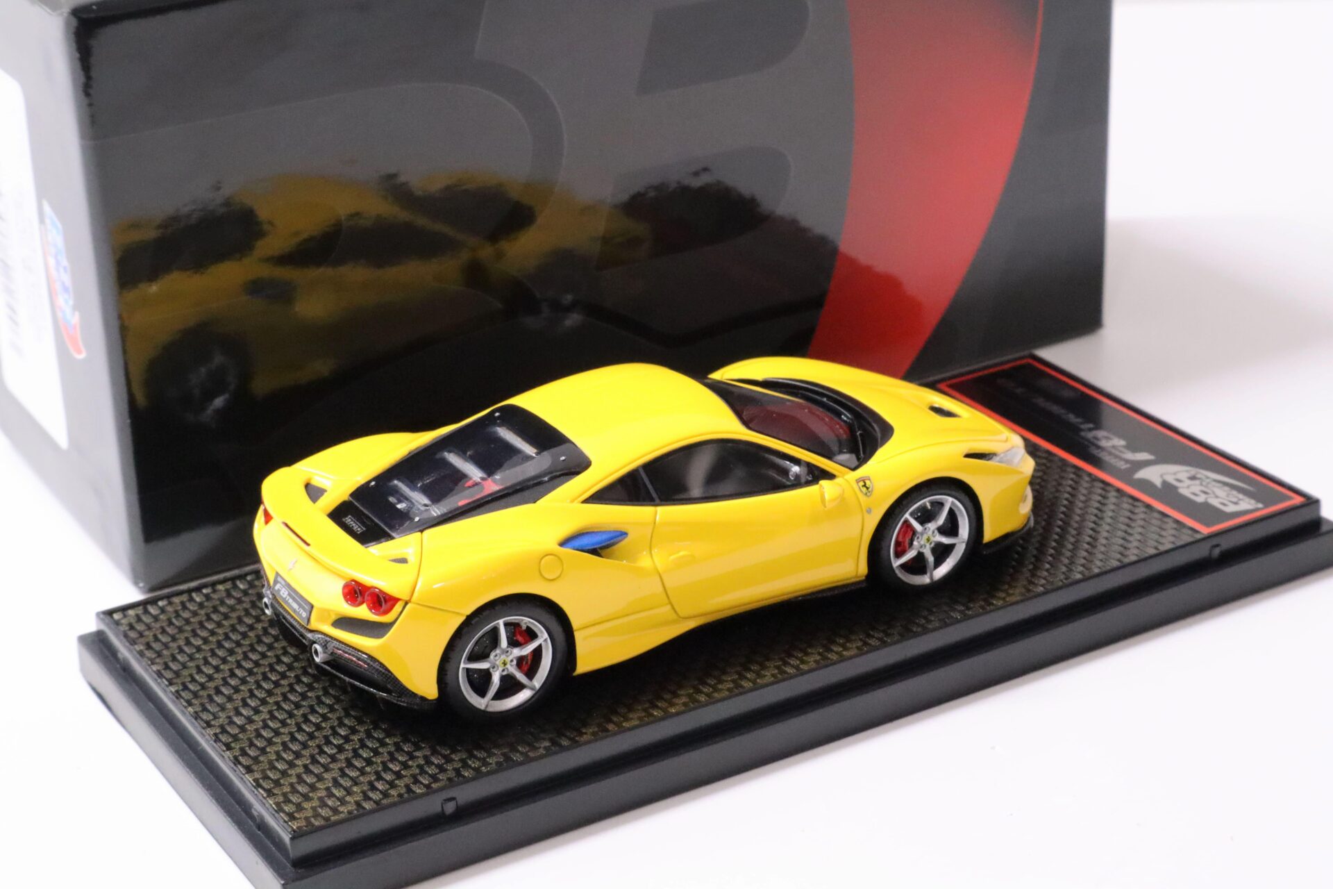 1:43 BBR Ferrari F8 Tributo Coupe Giallo Modena yellow/ silver wheel - Limited 24 pcs.