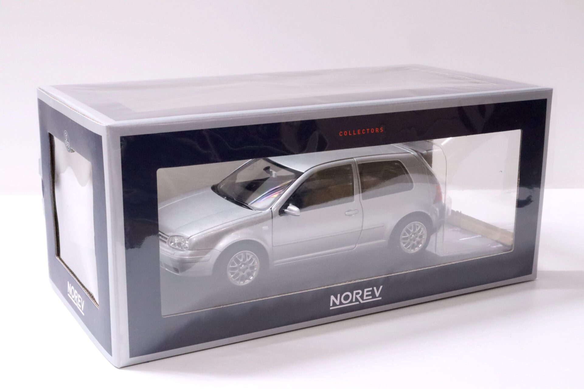 1:18 Norev VW Golf IV 4 GTI 1998 silver metallic 188570