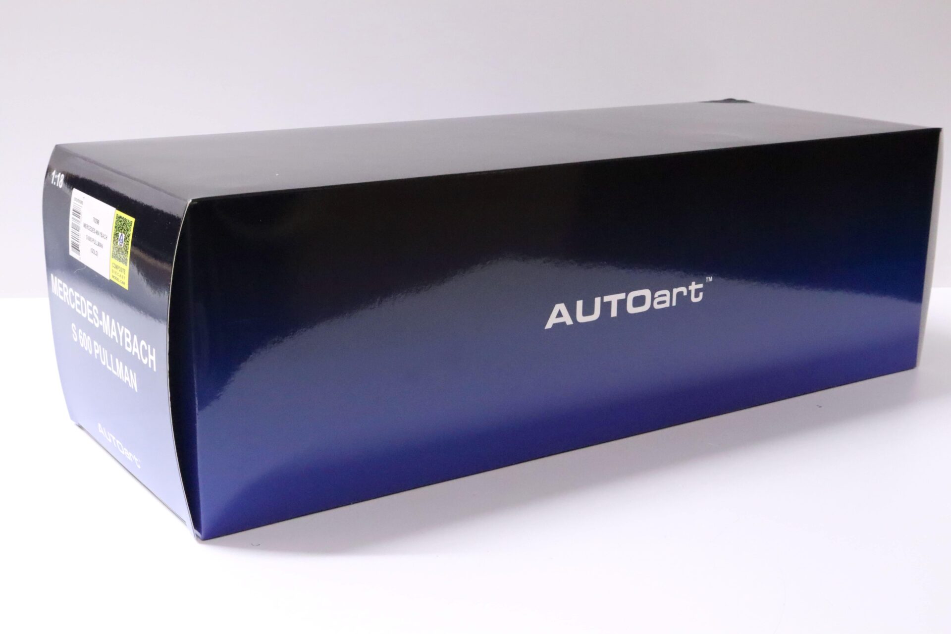 1:18 AUTOart Mercedes - Maybach S600 S-Klasse Pullman Limousine gold