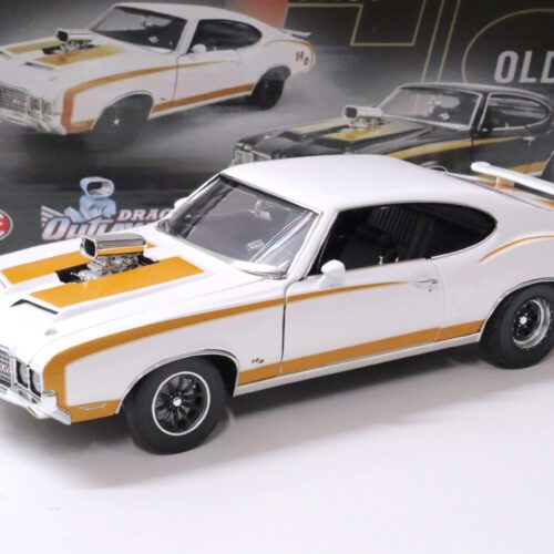 1:18 ACME 1972 Oldsmobile 442 Coupe HURST Drag Outlaw white/ gold