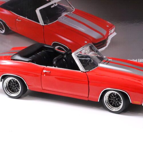 1:18 ACME 1970 Chevrolet Chevelle SS Convertible Restomod bright red/ silver stripes