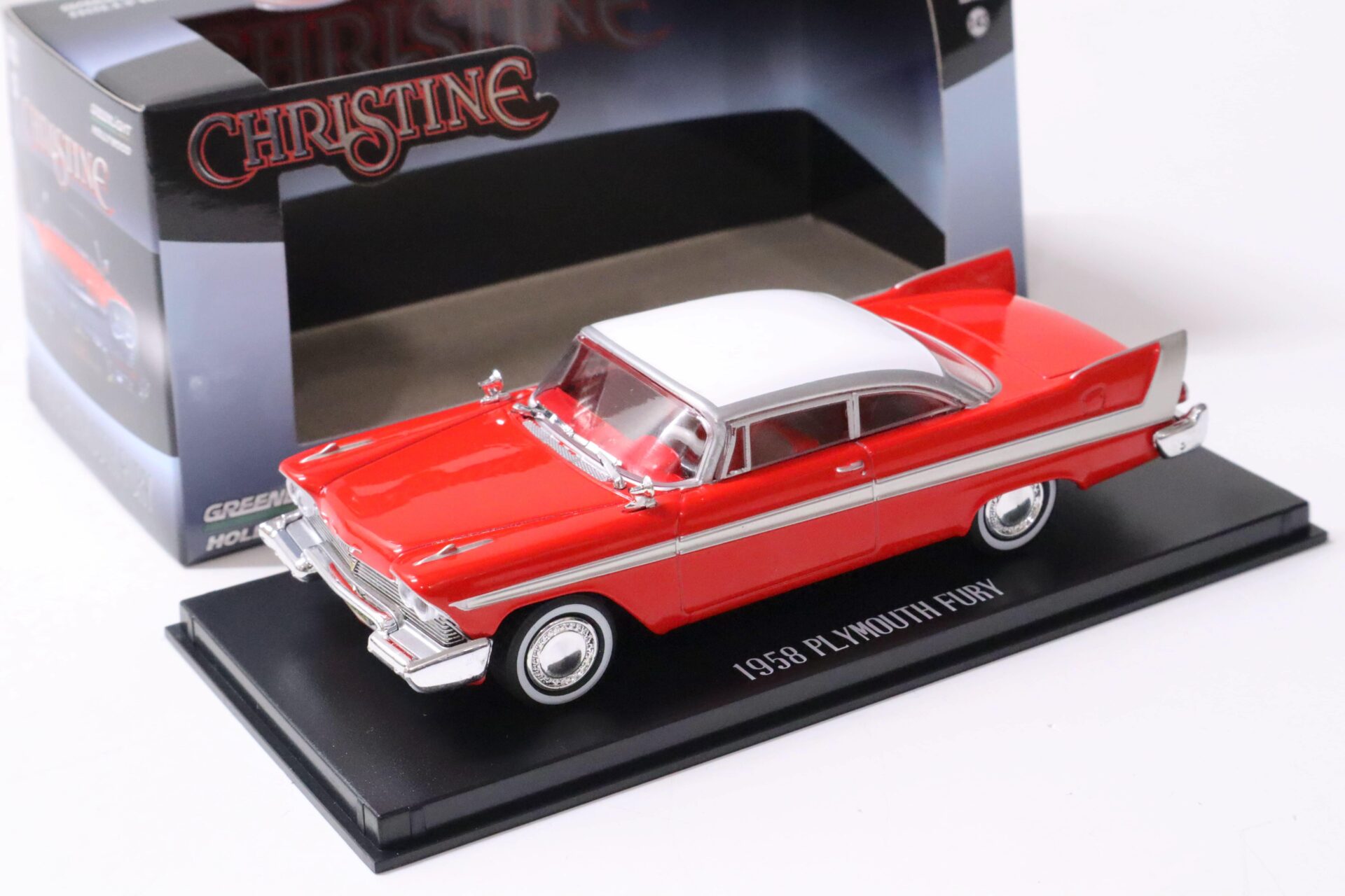 ID 62258 orig 1.jpg 1:43 Greenlight 1958 Plymouth Fury CHRISTINE red/ white roof