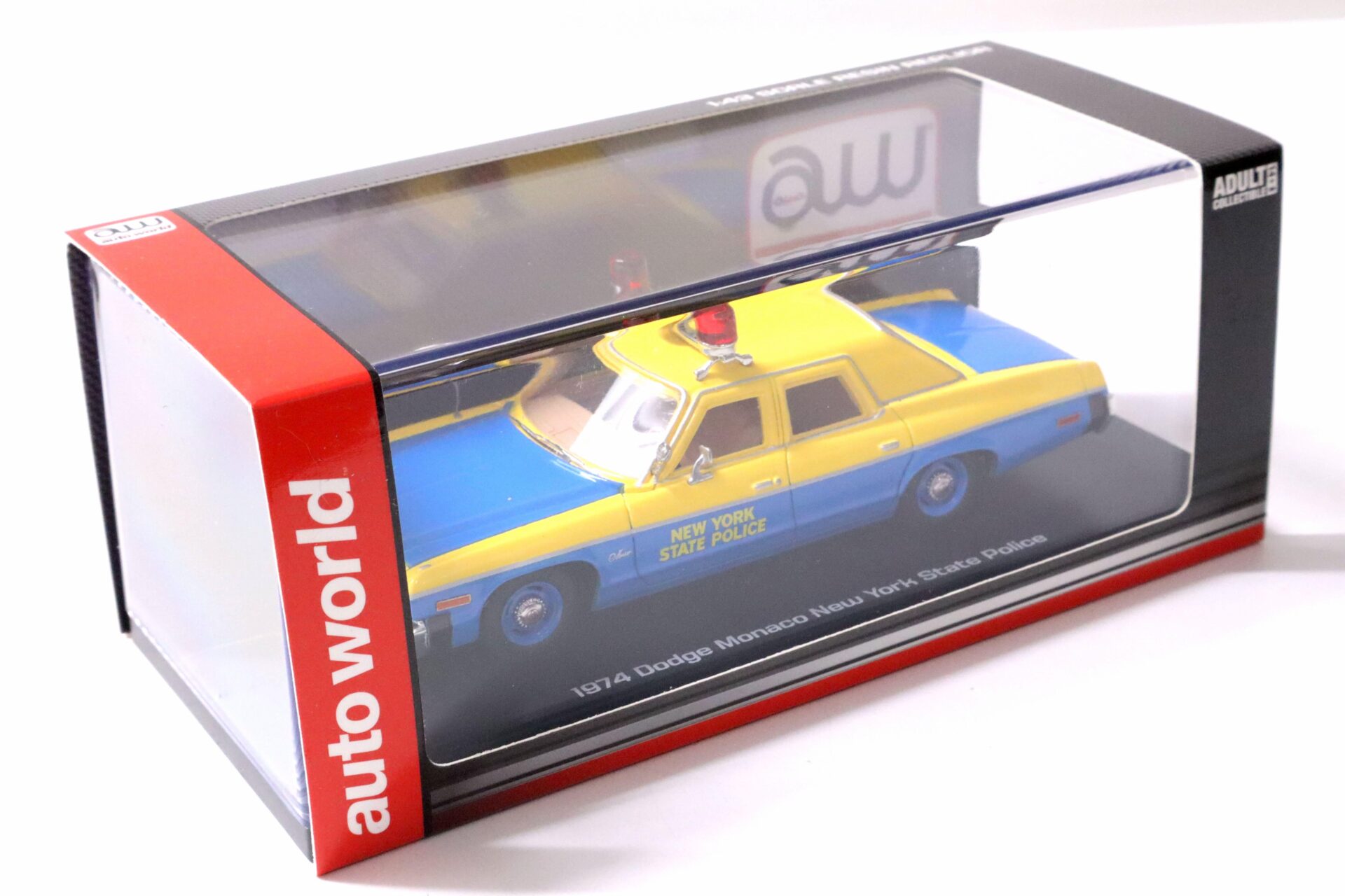 1:43 Auto World 1974 Dodge Monaco New York State Police blue/ yellow