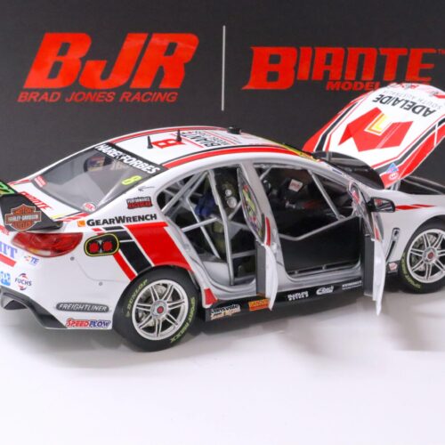 1:18 BIANTE Holden VF Commodore Supercar 2017 Tasmania Supersprint Percat #8