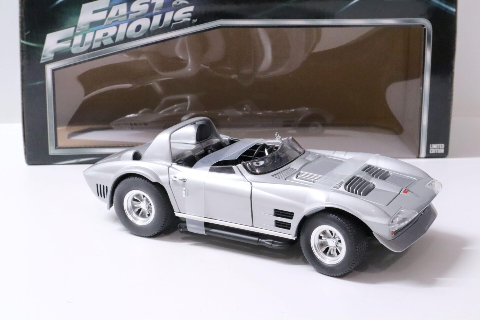 1:18 Greenlight DOM´S Chevrolet Corvette Grand Sport FAST & FURIOUS silver