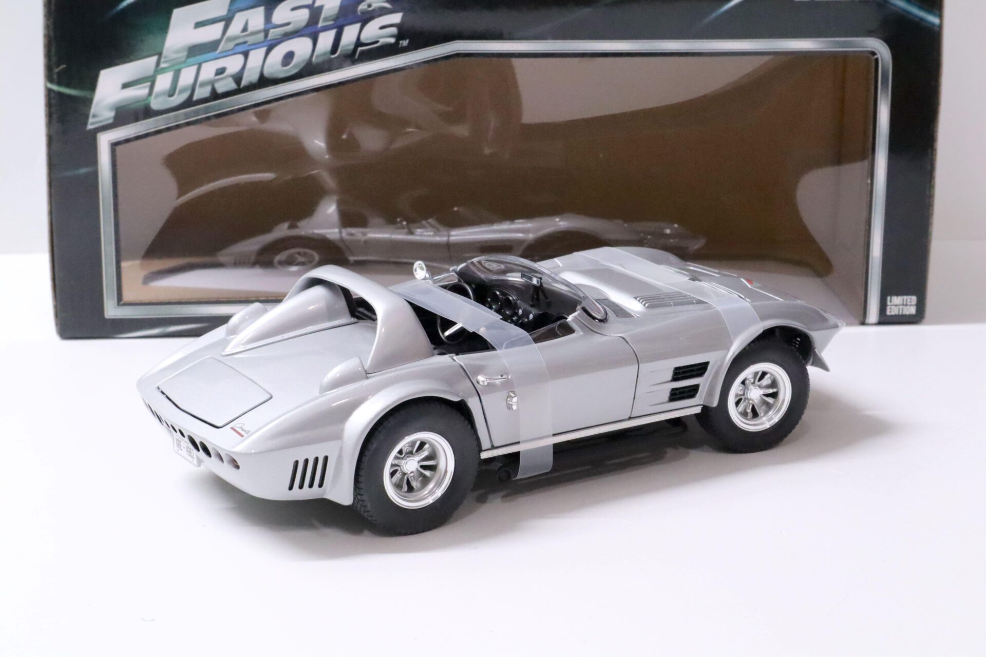 1:18 Greenlight DOM´S Chevrolet Corvette Grand Sport FAST & FURIOUS silver