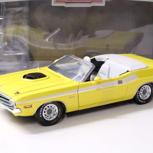 1:18 Greenlight 1971 Dodge Challenger Convertible Muscle Car Garage yellow