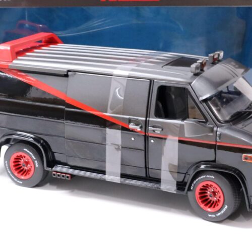 1:18 Greenlight 1983 GMC Vandura *THE A-TEAM* Van Bus black/ grey/ red