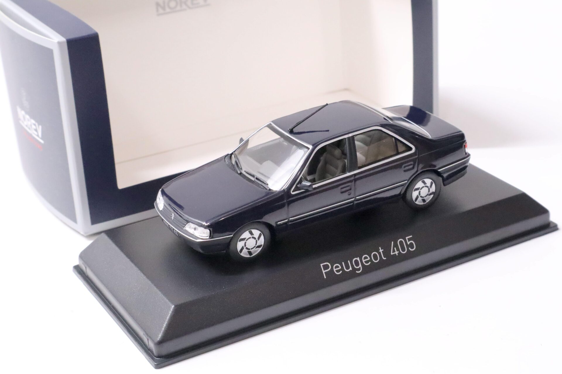 ID 62465 orig 1.jpg 1:43 Norev Peugeot 405 SRi Limousine 1991 dark blue