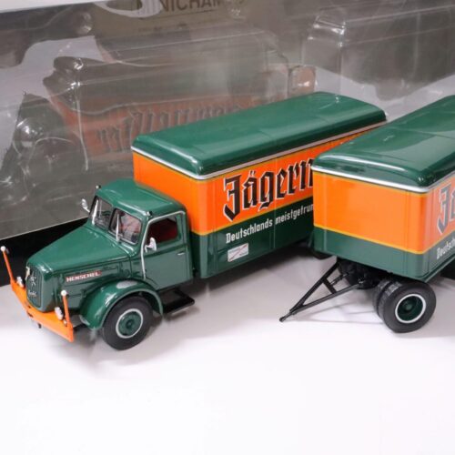 1:43 Minichamps Henschel HS 140 Kofferzug *Jägermeister* green/ orange