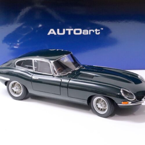 1:18 AUTOart Jaguar E-Type Coupe Series I 3.8 green