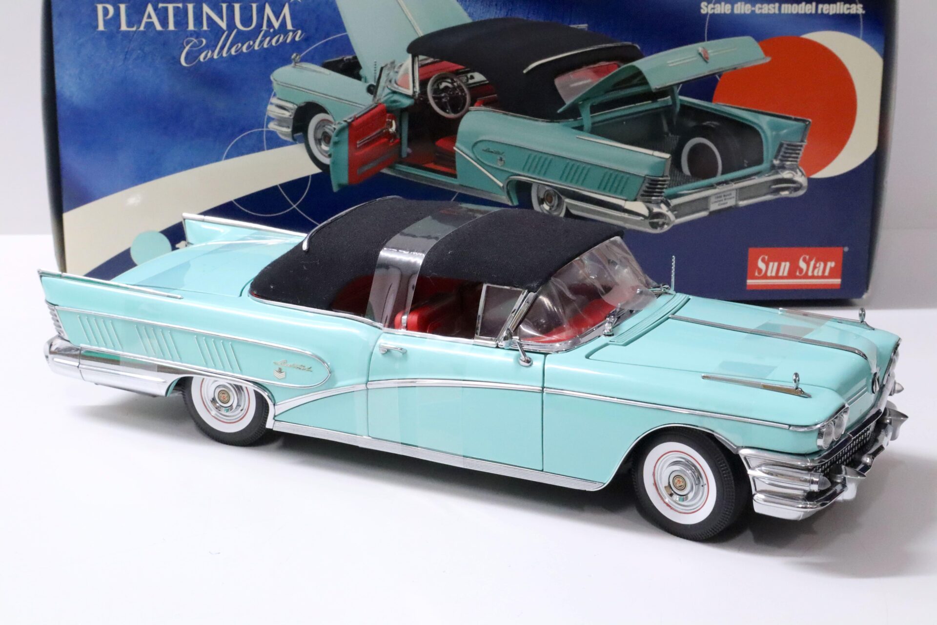 1:18 Sun Star 1958 Buick Limited Closed Convertible Spray green/ black