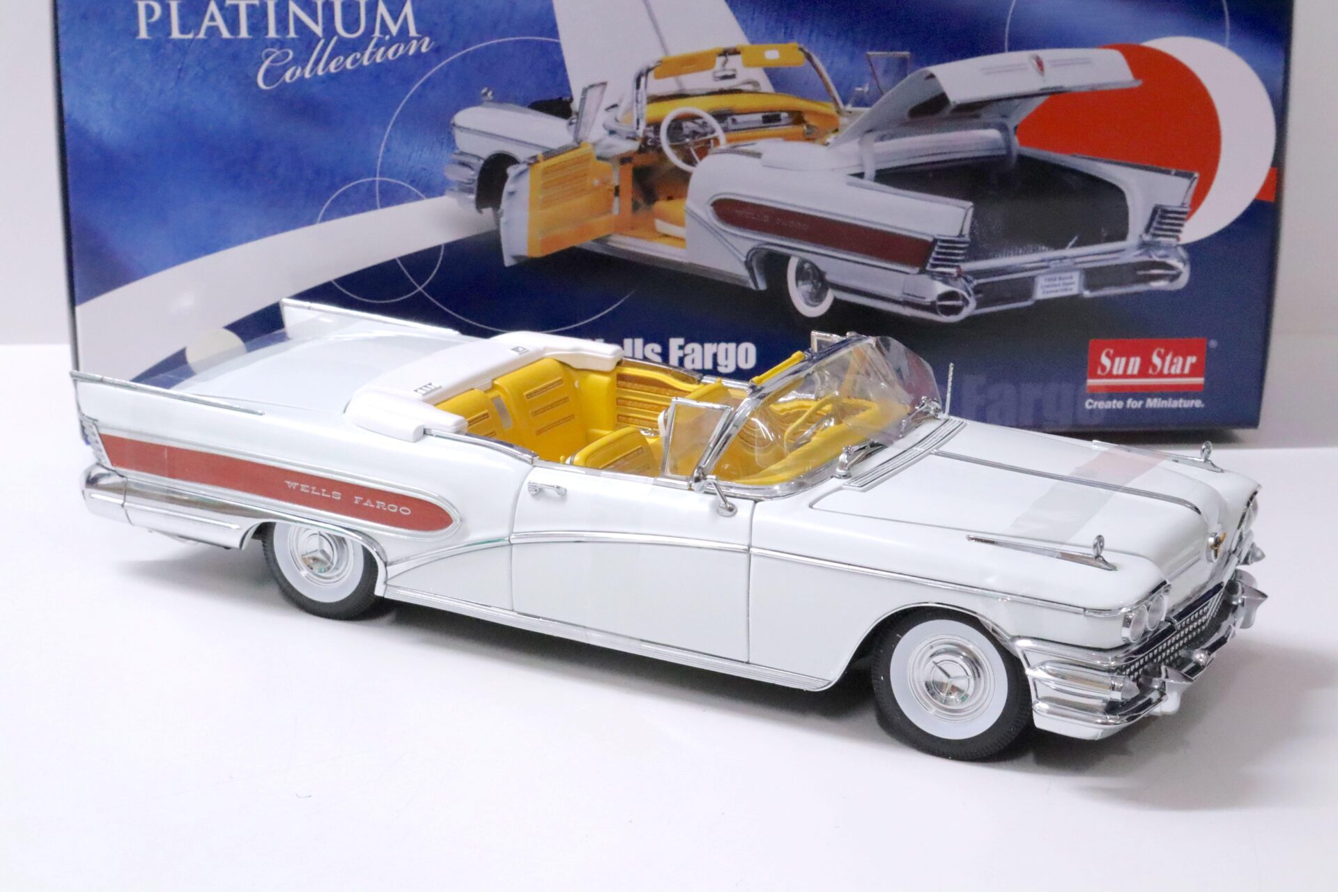 1:18 Sun Star 1958 Buick Limited open Convertible Wells Fargo white