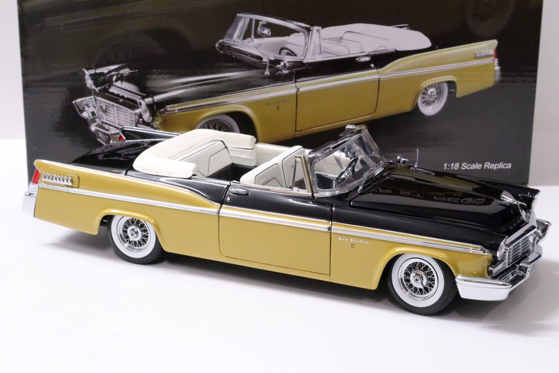 1:18 ACME 1956 Chrysler New Yorker ST REGIS Convertible black/ nugget gold