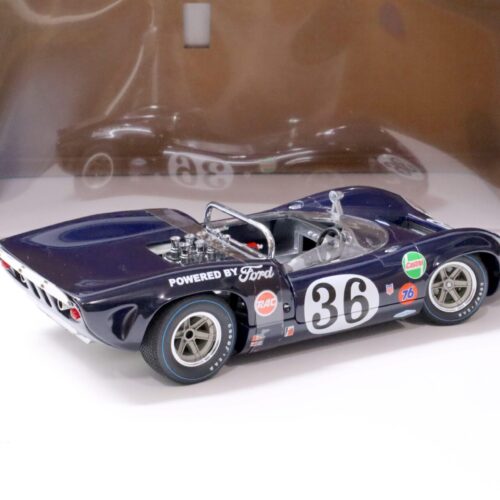 1:18 GMP 1967 Lola T70 Mk.3B Dan Gurney #36 dark blue G1801511