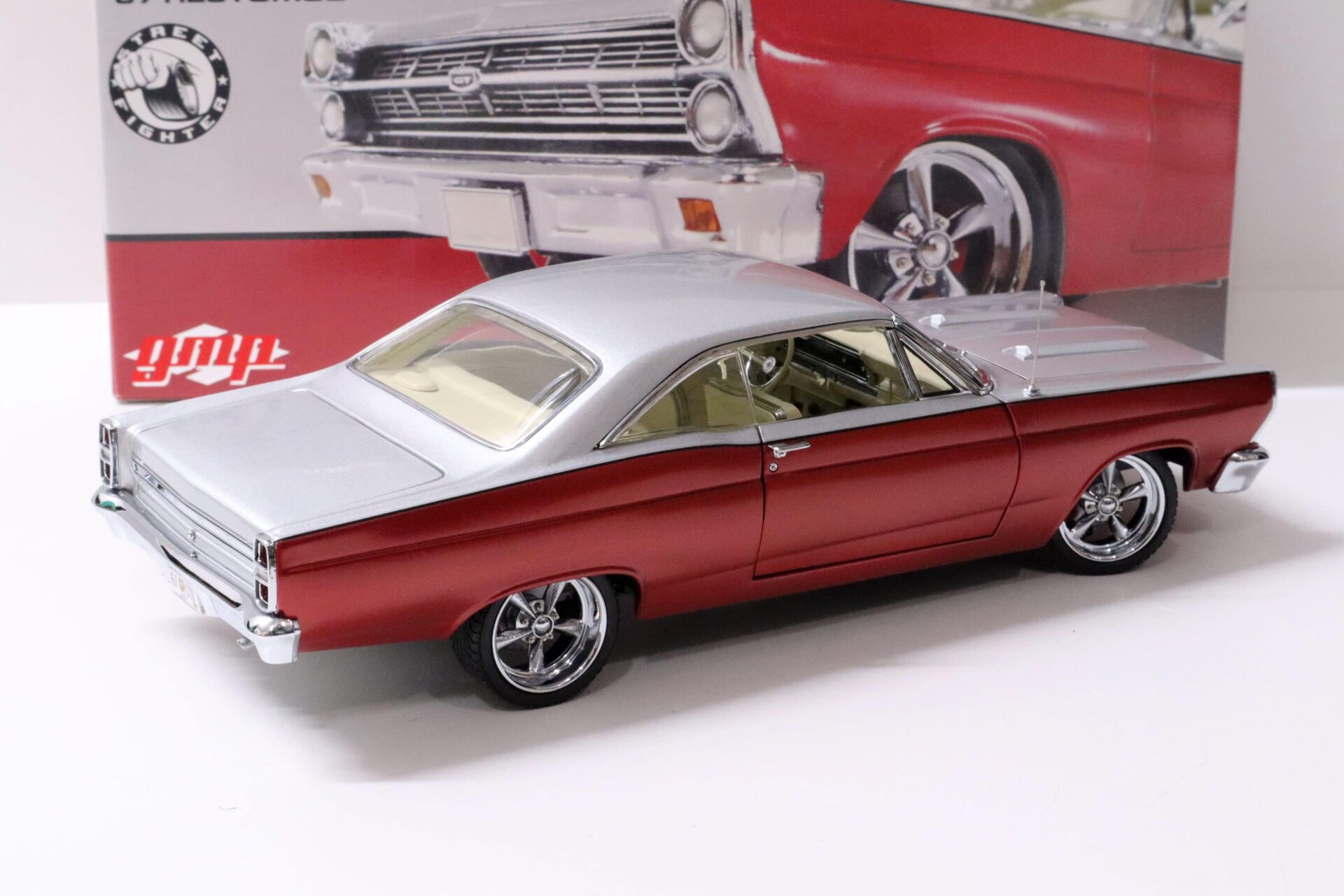 1:18 GMP 1967 Ford Fairlane Restomod Street Fighter red metallic/ silver