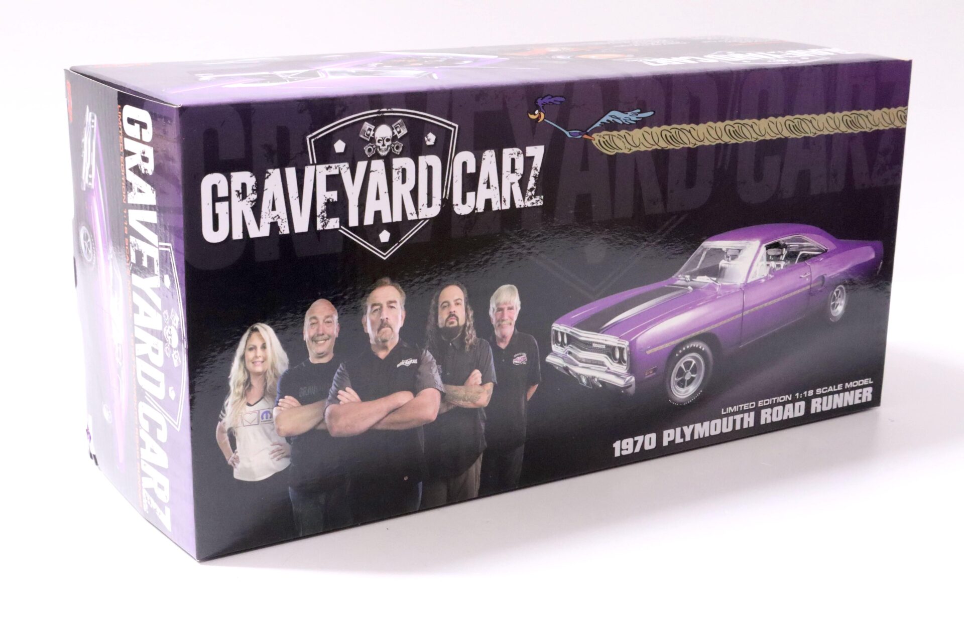 1:18 GMP 1970 Plymouth Road Runner "Graveyard Carz" purple