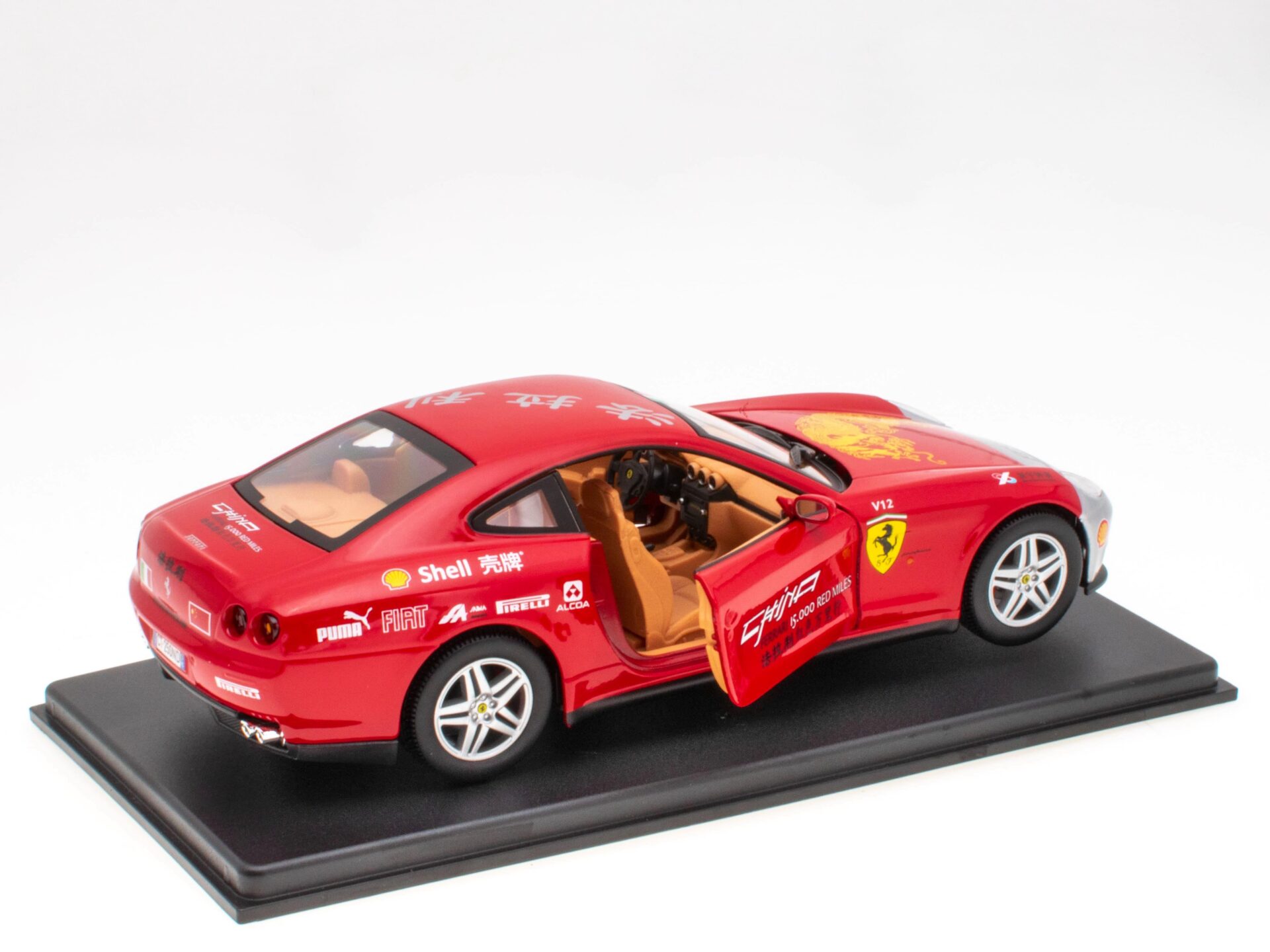 1:24 Hachette Bburago Ferrari Collection Ferrari 612 Scaglietti China 15.000 Red Miles with display
