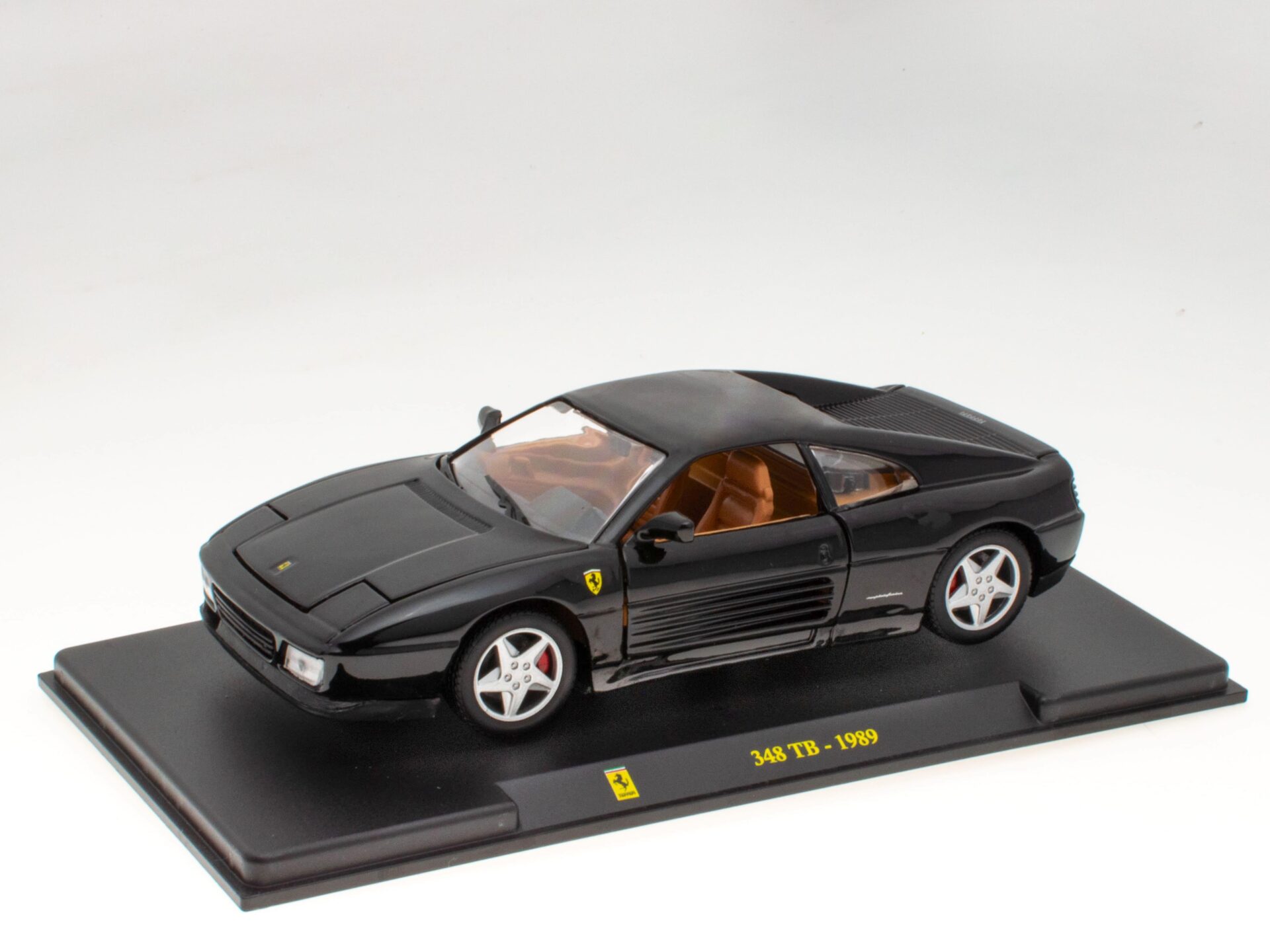 1:24 Hachette Bburago Ferrari Collection Ferrari 348 TB black 1989 with display
