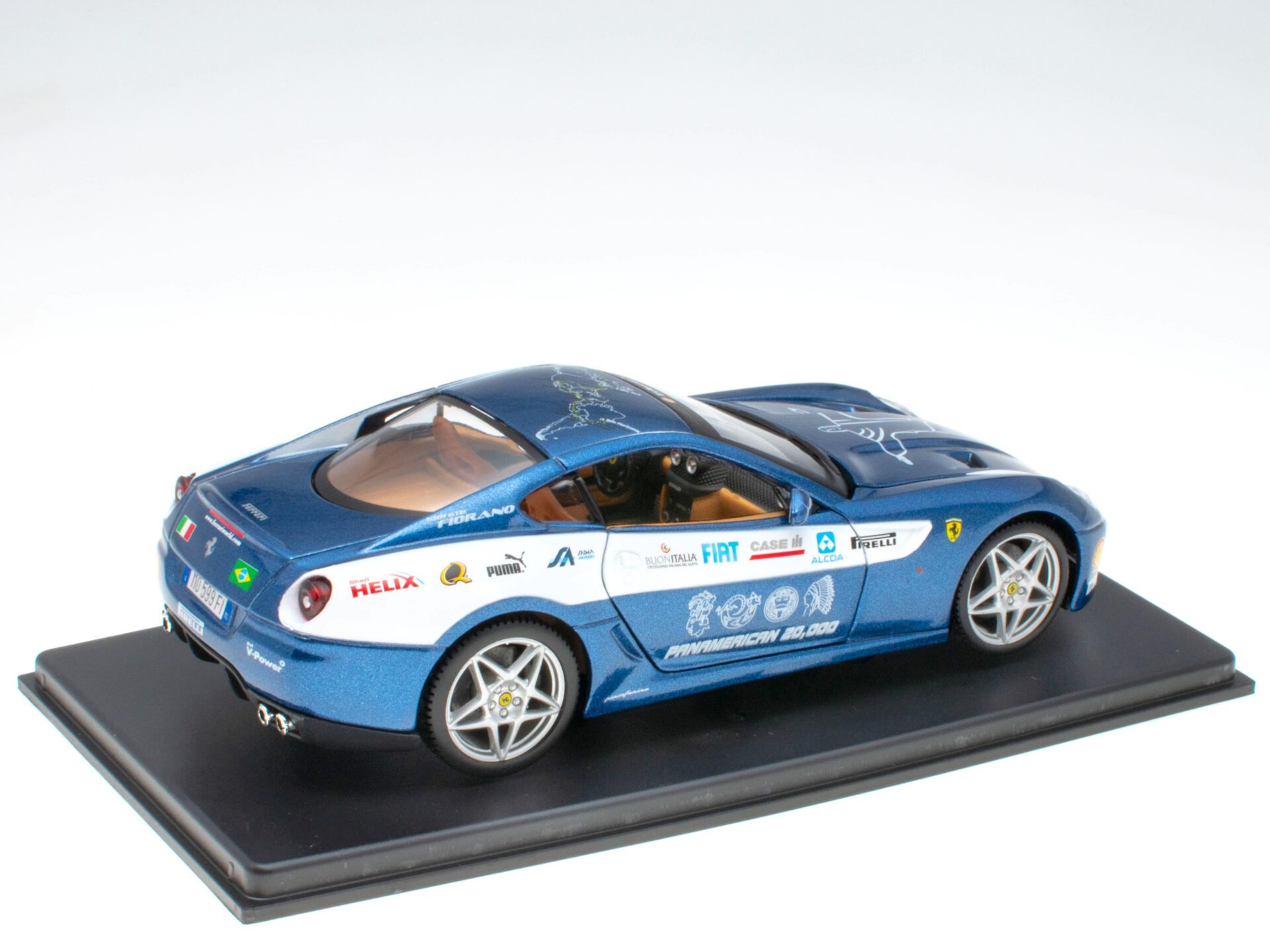 1:24 Hachette Bburago Ferrari Collection Ferrari 599 GTB Panamericana blue 2006 with display
