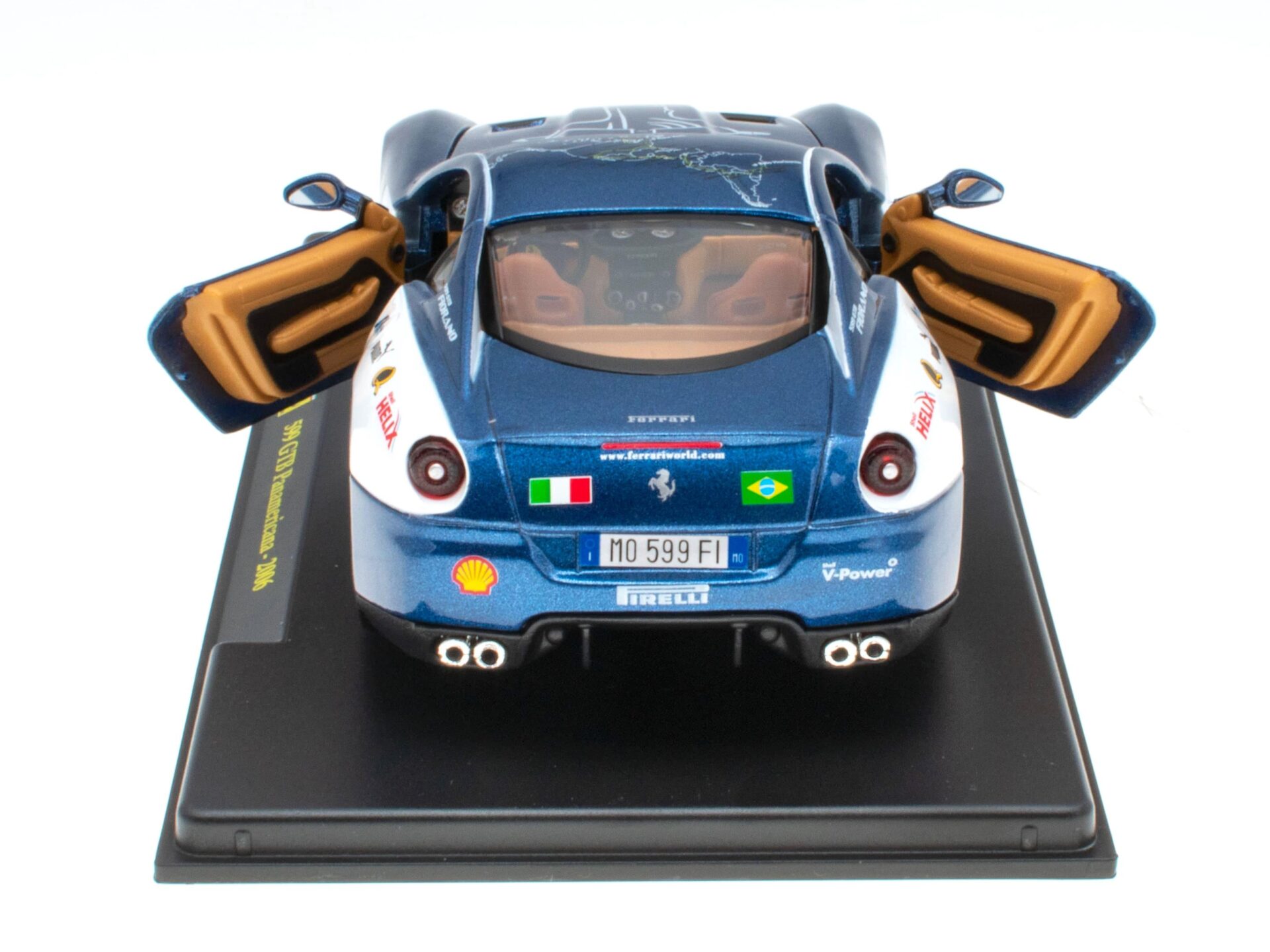 1:24 Hachette Bburago Ferrari Collection Ferrari 599 GTB Panamericana blue 2006 with display