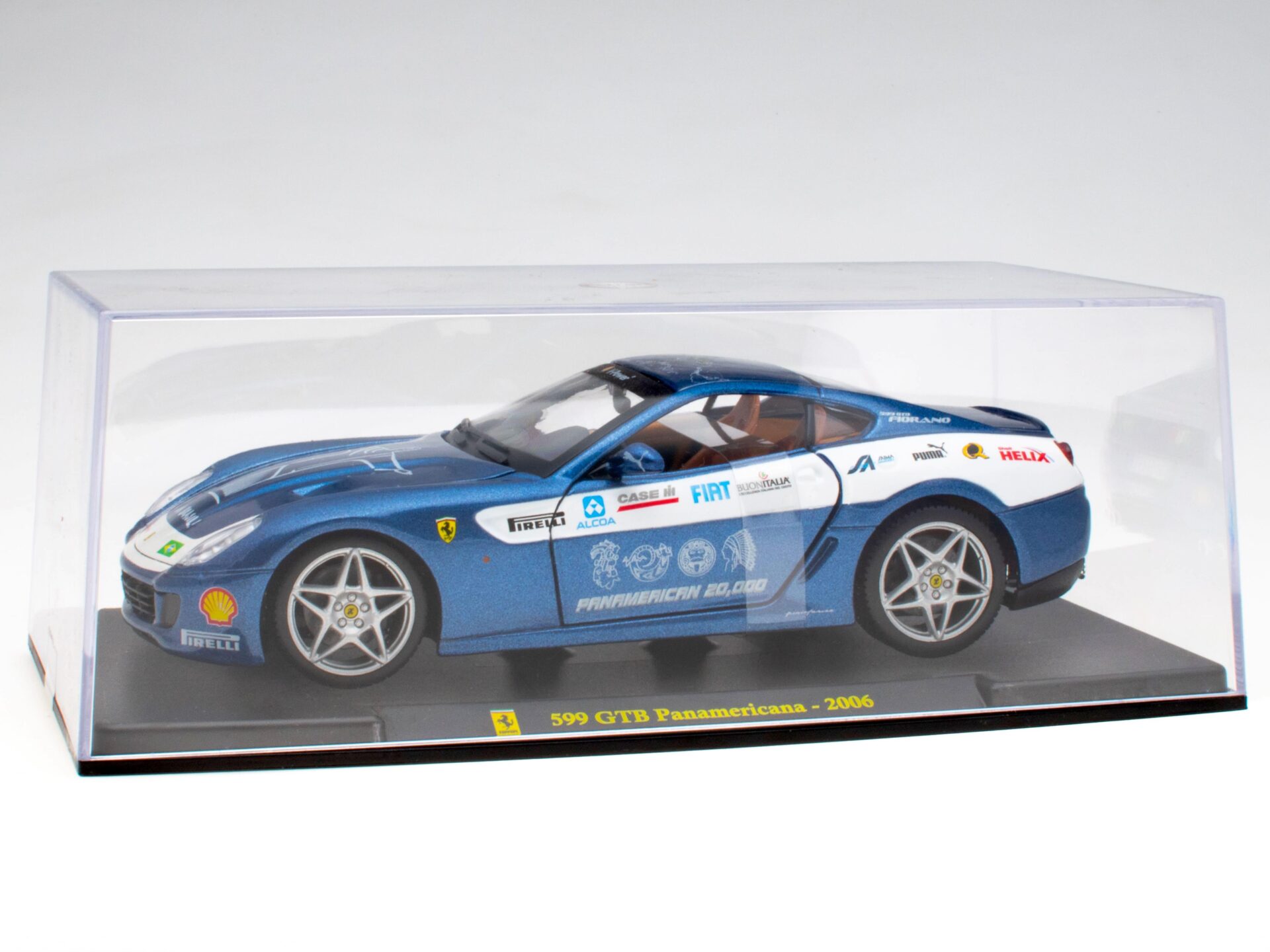 1:24 Hachette Bburago Ferrari Collection Ferrari 599 GTB Panamericana blue 2006 with display
