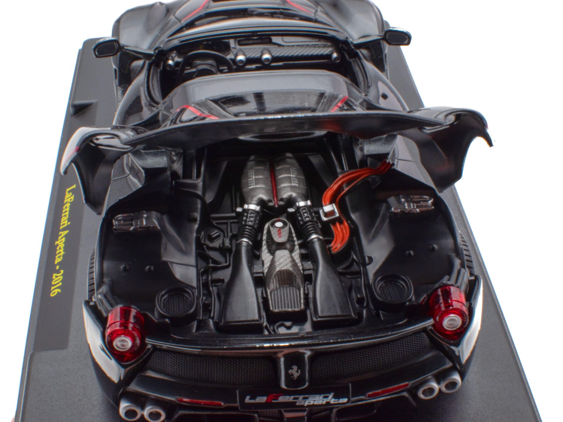 1:24 Hachette Bburago Ferrari Collection Ferrari LaFerrari Aperta black 2016 with display