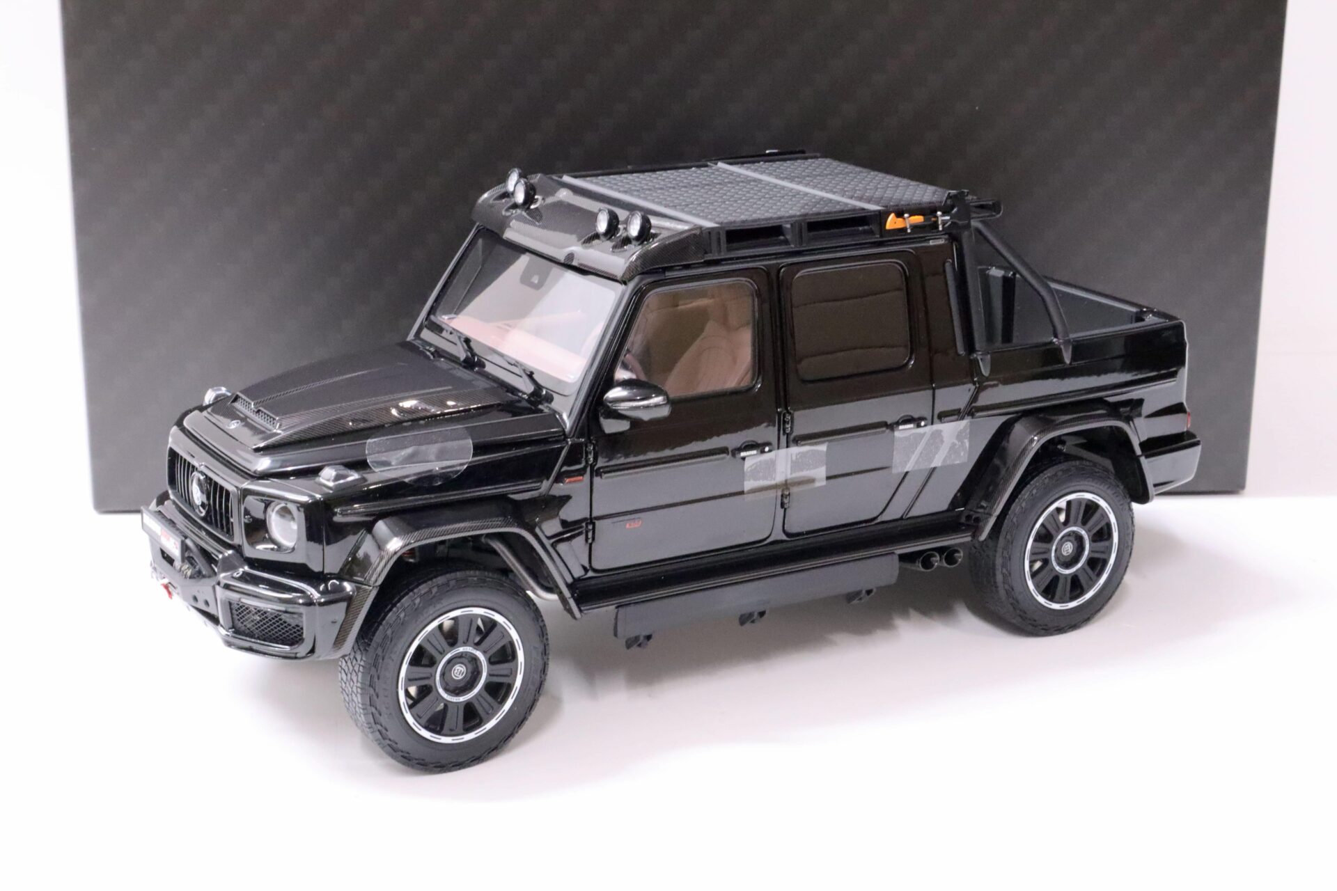 1:18 Almost Real Mercedes G-Klasse Brabus G800 Adventure XLP - 2020 Obsidian black