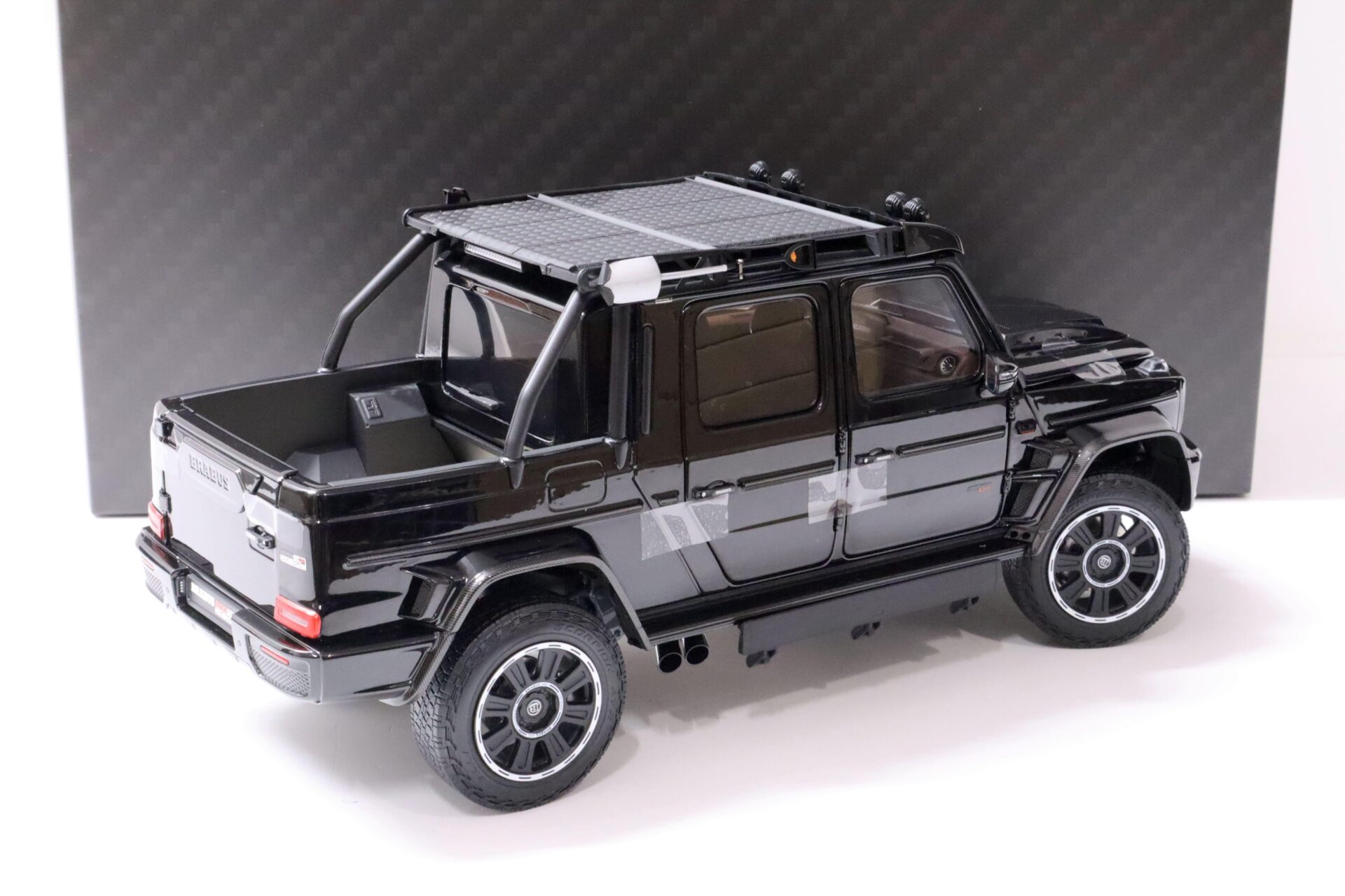 1:18 Almost Real Mercedes G-Klasse Brabus G800 Adventure XLP - 2020 Obsidian black