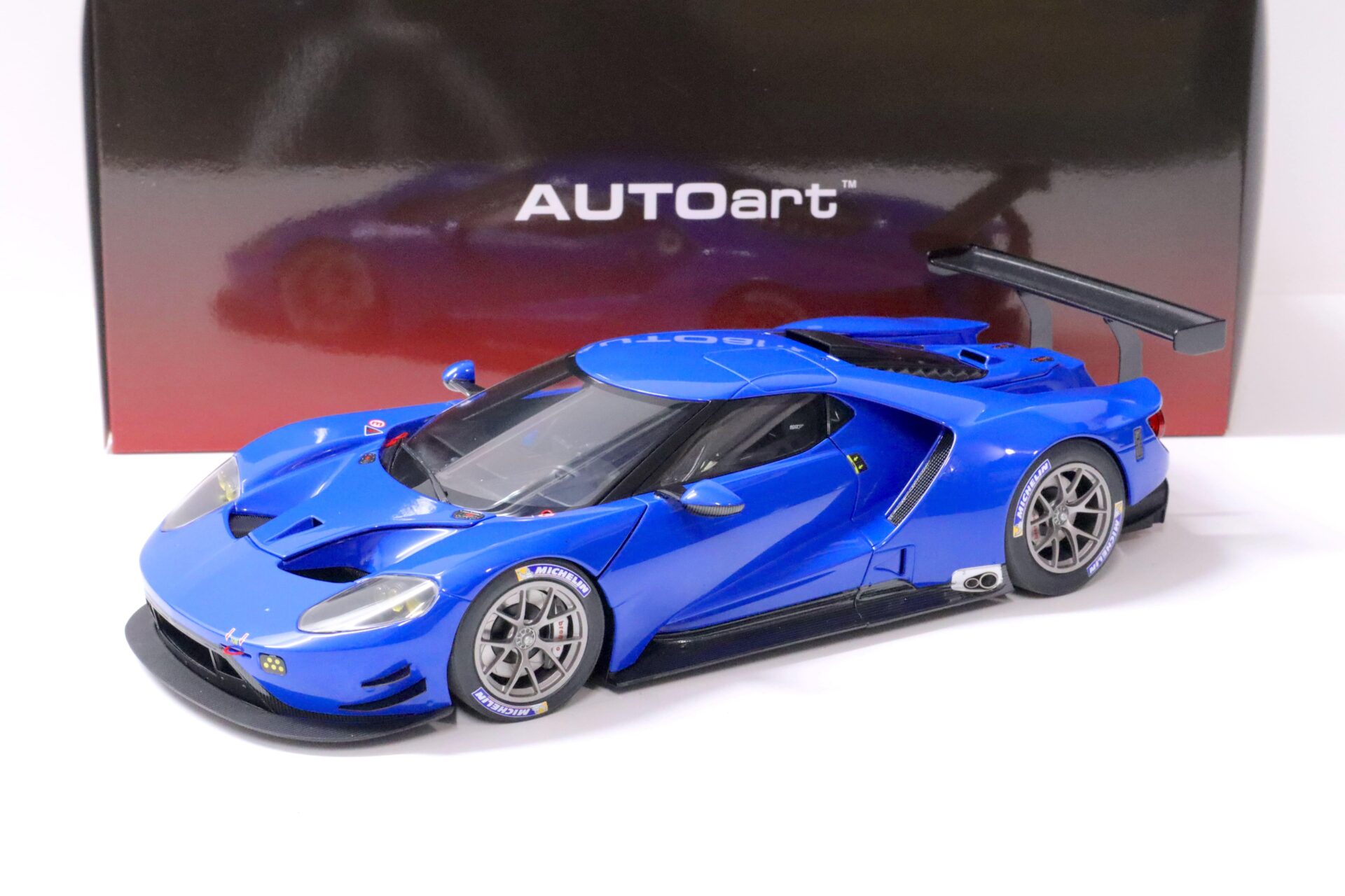 1:18 AUTOart Ford GT LM Le Mans 2018 Plain Body Color Version blue 81812