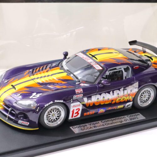 1:18 AUTOart Dodge Viper Competition Coupe #13 SCCA World Challenge GT 2003
