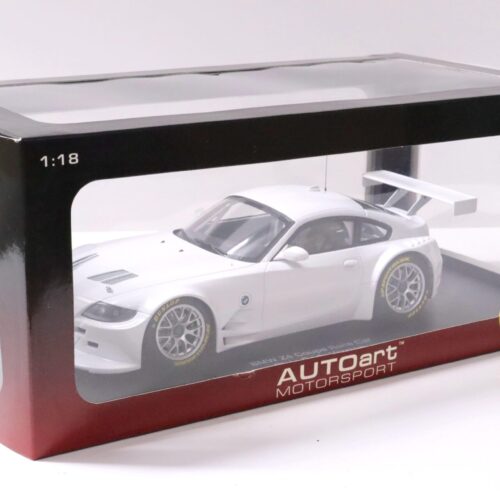 1:18 AUTOart BMW Z4 Coupe Race Car Plain Body Version white