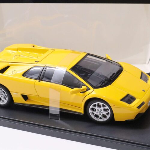 1:18 AUTOart Lamborghini Diablo 6.0 yellow 74526 - Image 2