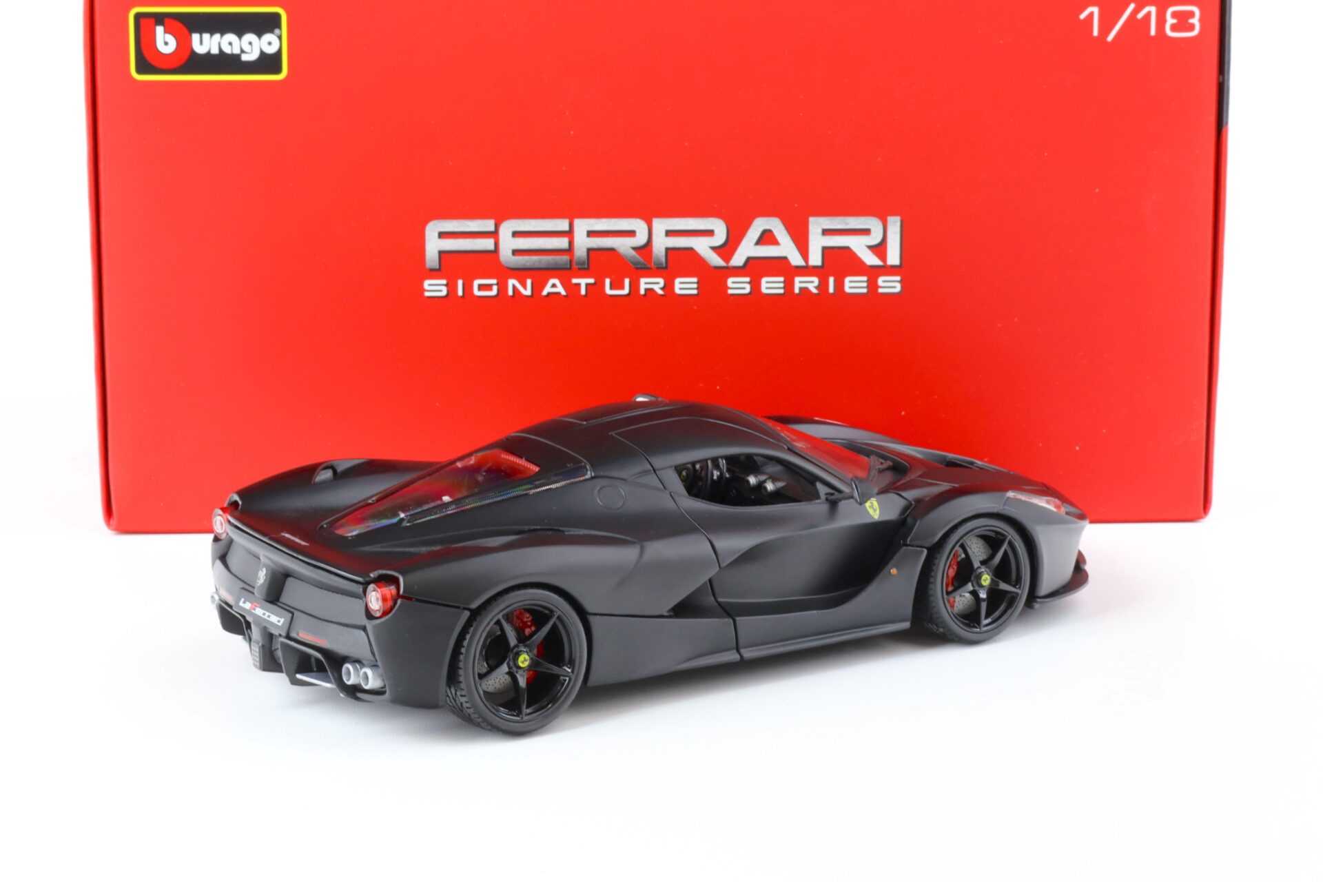 1:18 Bburago Signature Ferrari LaFerrari matt black 2013