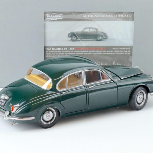 1:18 Paragon Daimler 250 V8 LHD British Racing green 1967