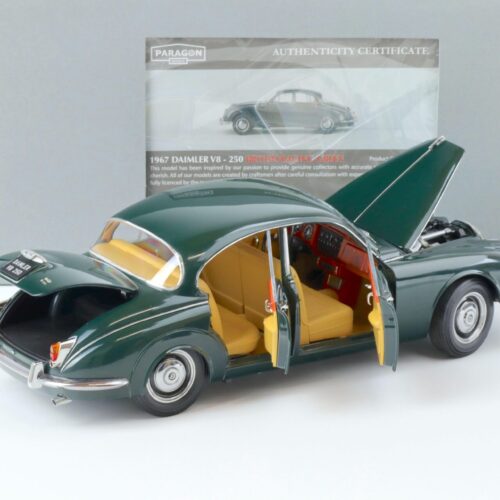 1:18 Paragon Daimler 250 V8 LHD British Racing green 1967