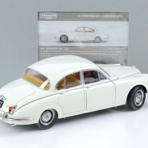 1:18 Paragon Daimler 250 V8 RHD English white 1967