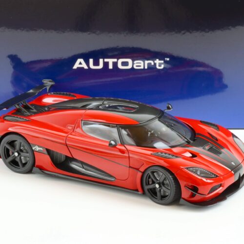 1:18 AUTOart Koenigsegg Agera RS chilli red/ black accents 79022
