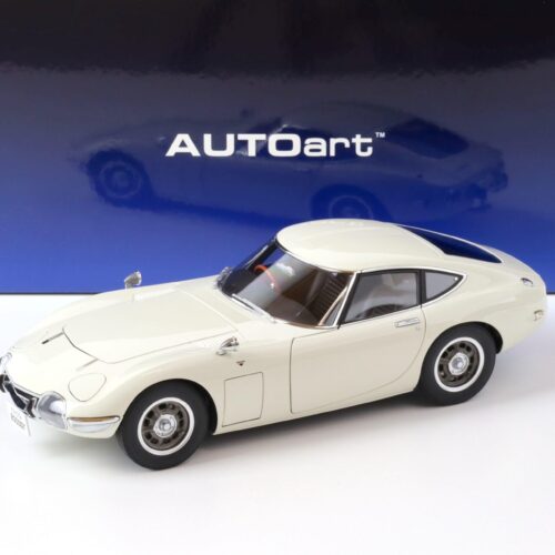 1:18 AUTOart 1965 Toyota 2000GT Coupe white 78753