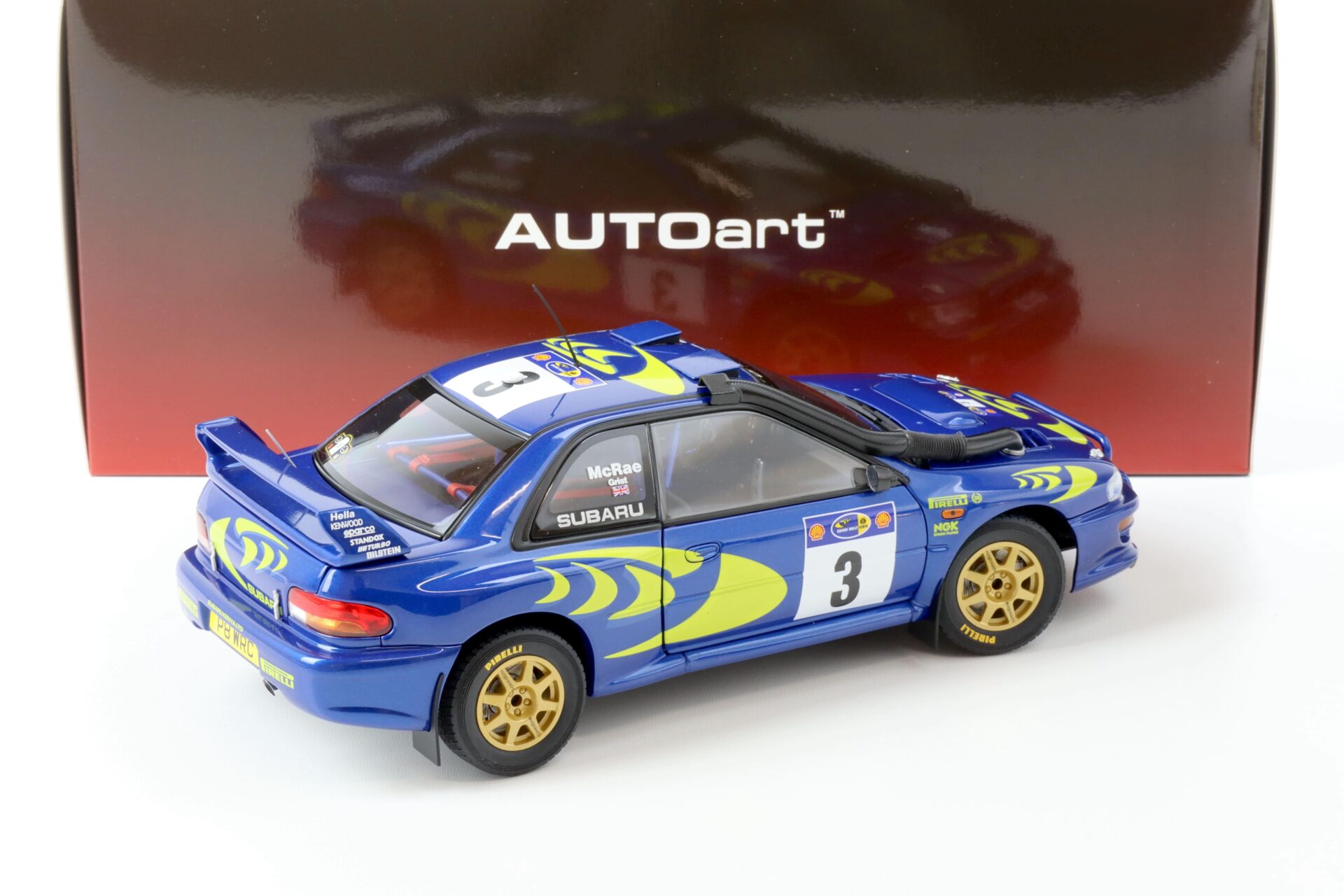 1:18 AUTOart Subaru Impreza WRC 1997 MCRAE/GRIST #3 Safari Winner 89792