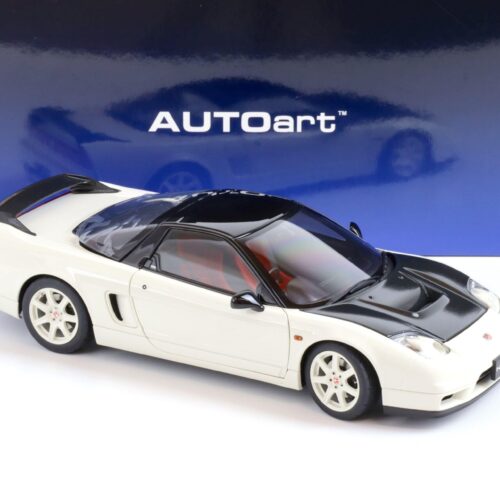 1:18 AUTOart Honda NSX-R (NA2) 2019 Championship white/ black Carbon fiber