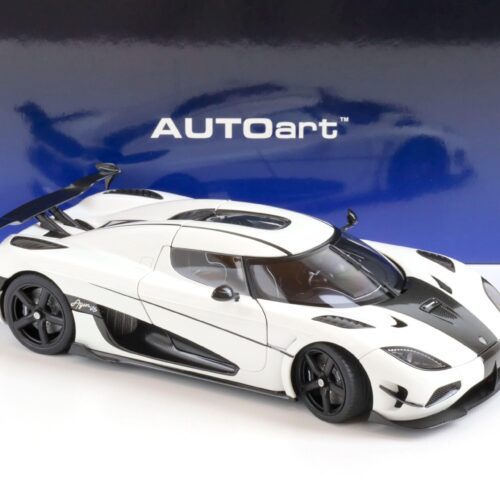 1:18 AUTOart Koenigsegg Agera RS white/ black accents 79021