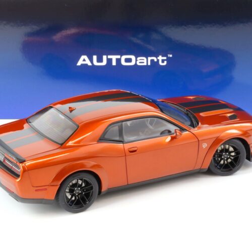 1:18 AUTOart Dodge Challenger SRT HELLCAT Widebody Sinamon Stick/ Dual Gunmetal