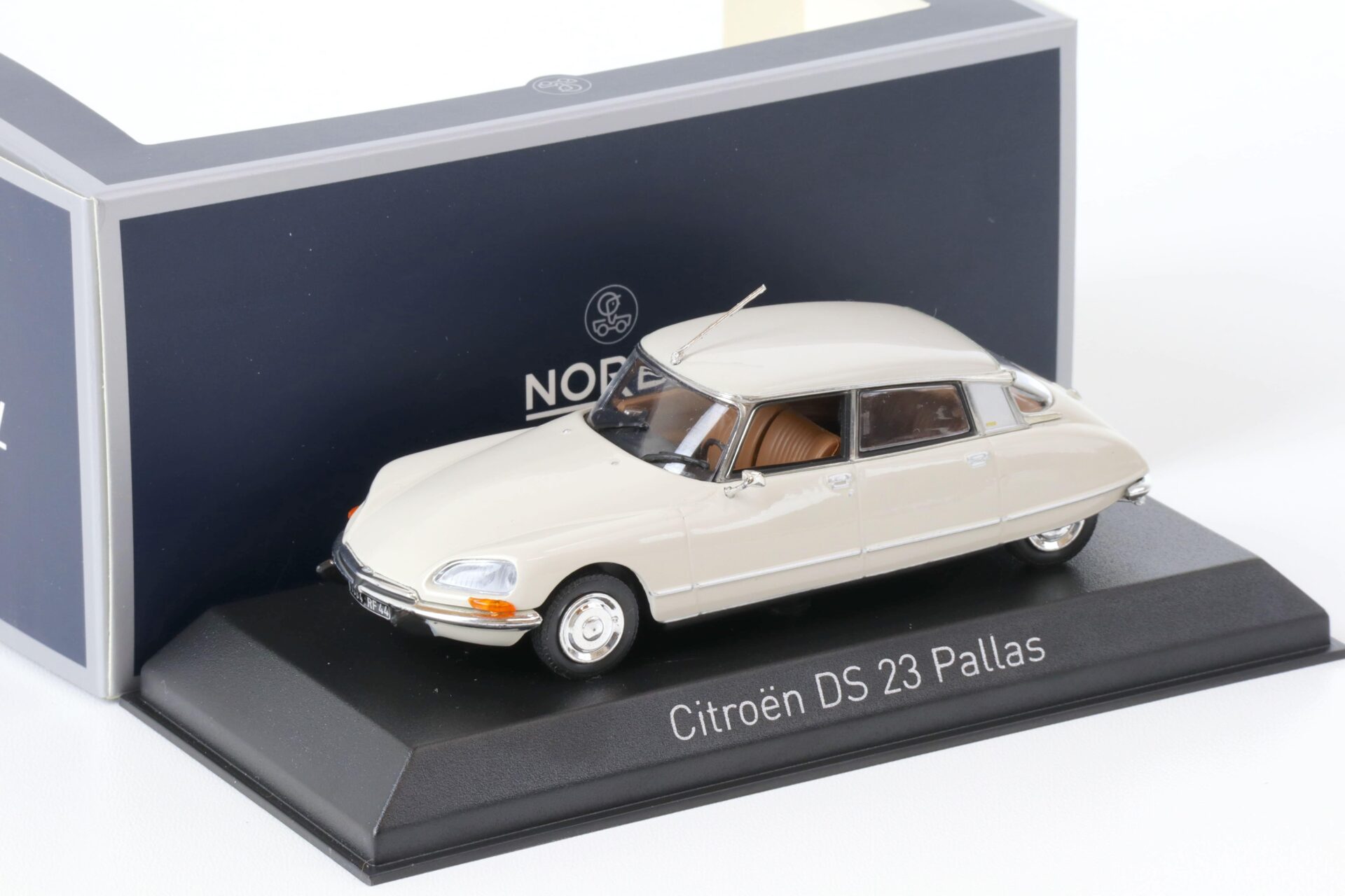 1:43 Norev 1973 Citroen DS 23 Pallas Albatros beige 158069