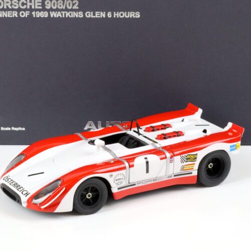 1:18 AUTOart Porsche 908/02 Watkins Glen 1969 Winner Redman Siffert #1