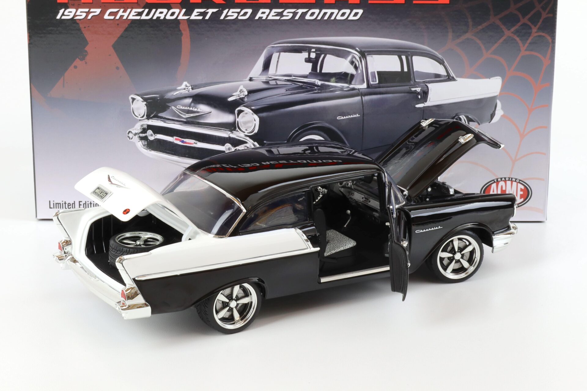 1:18 ACME 1957 Chevrolet 150 Restomod Hourglass black/ white