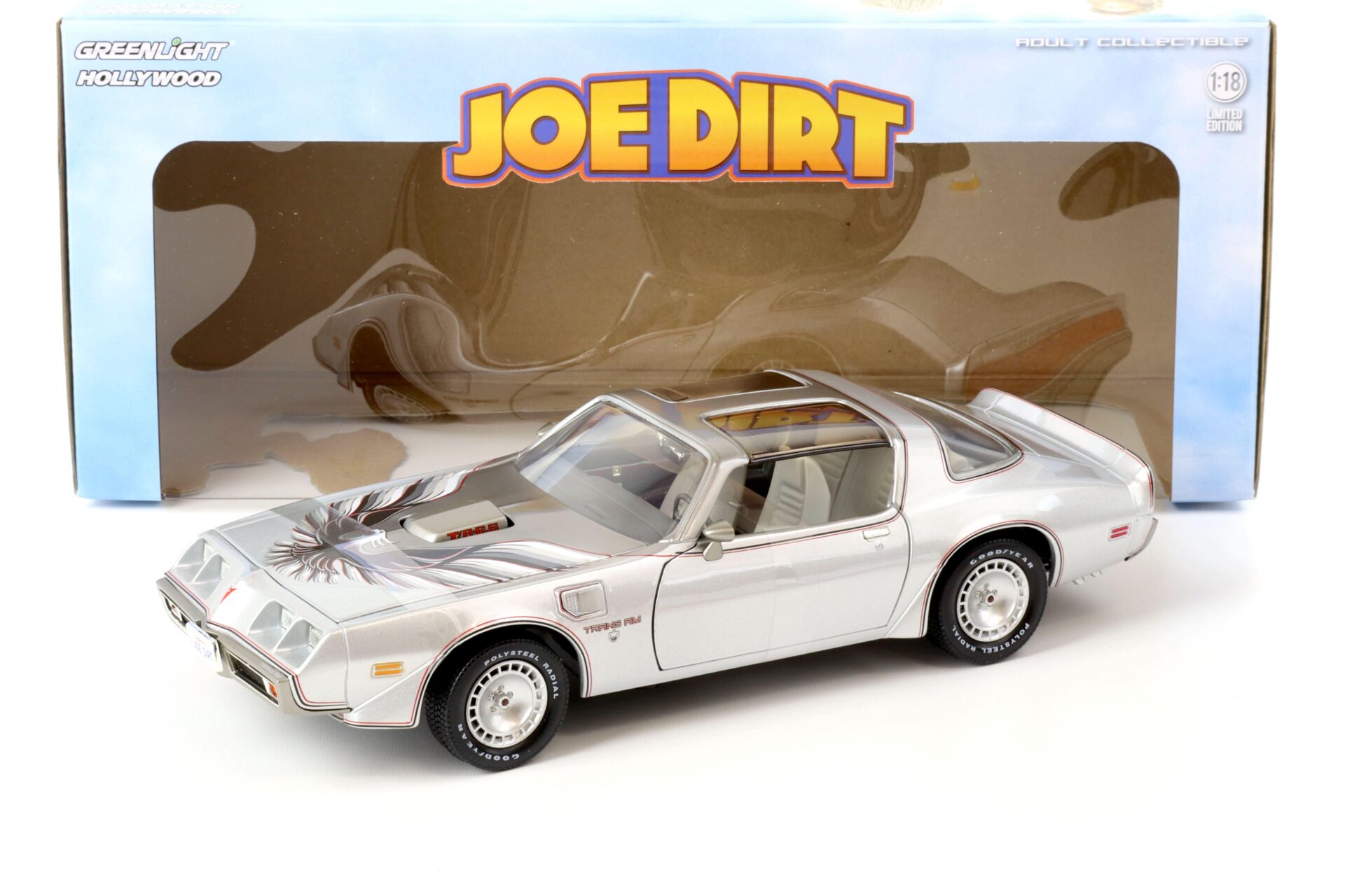 ID 65587 orig 1.jpg 1:18 Greenlight 1979 Pontiac Firebird T/A silver metallic JOE DIRT