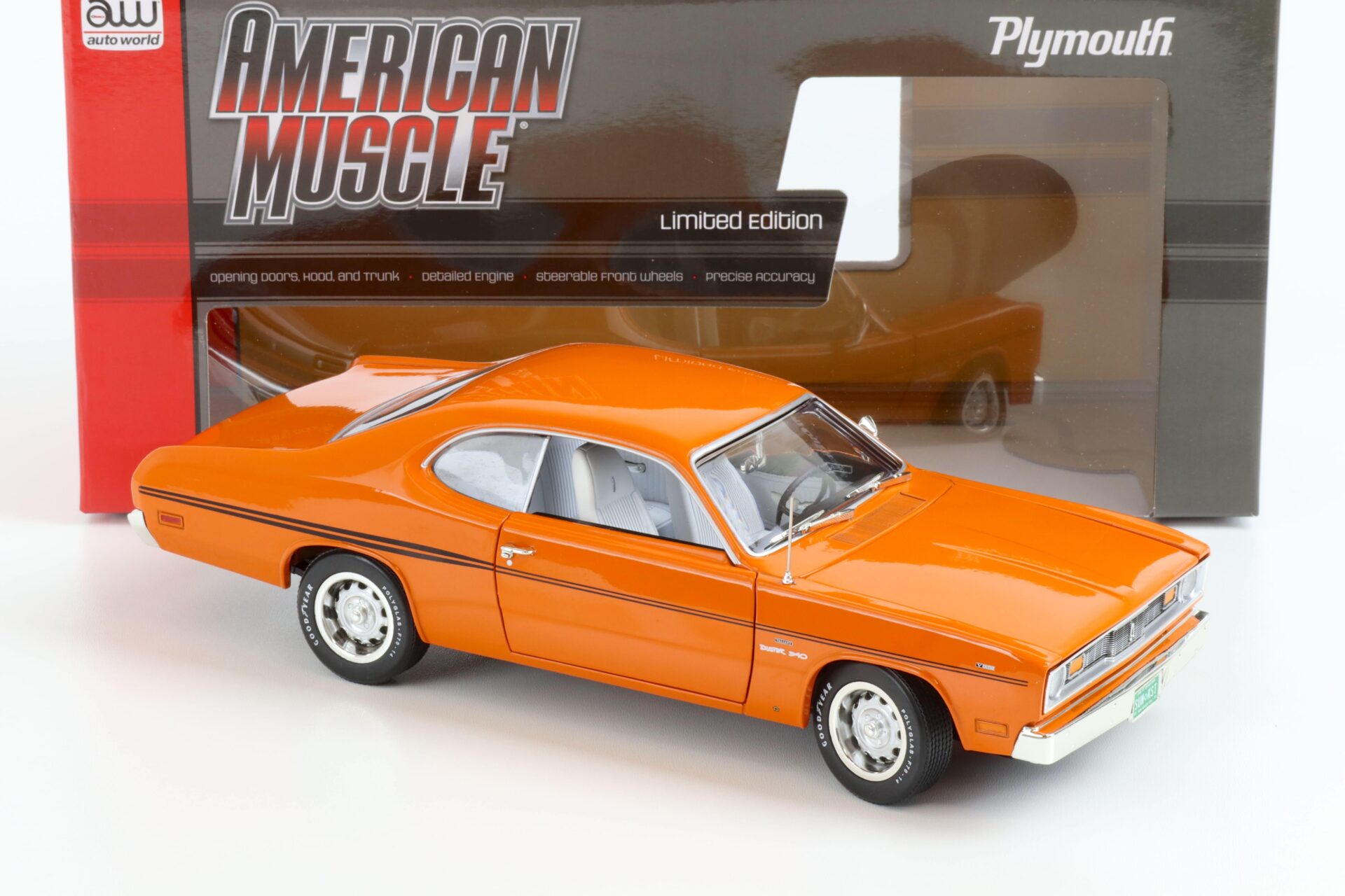 1:18 Auto World 1970 Plymouth Duster 340 Coupe orange Class of 1970